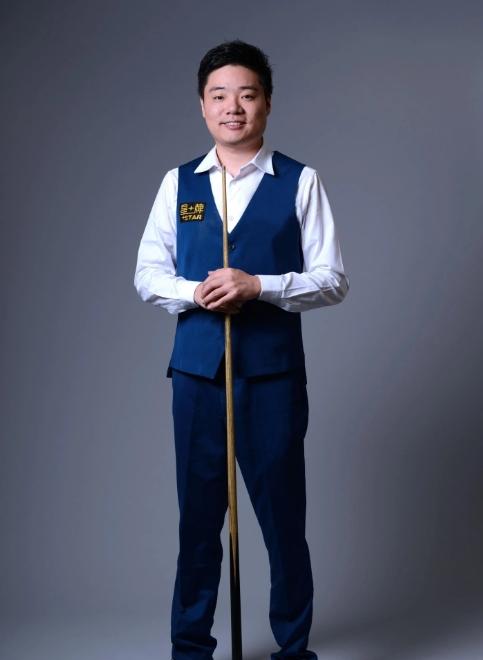 中国足球发 中国足球发