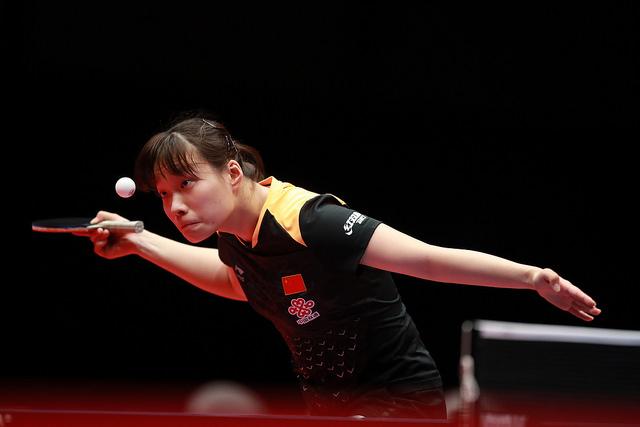 与洛夫顿的 与洛夫顿的