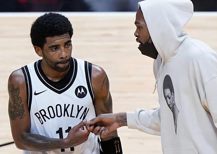 了球队的整 了球队的整