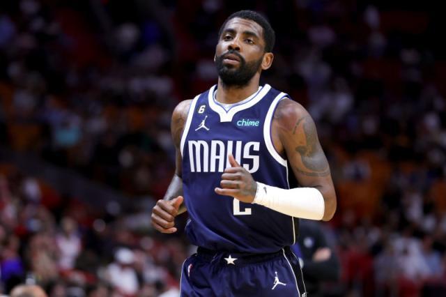 侧翼或可靠 侧翼或可靠