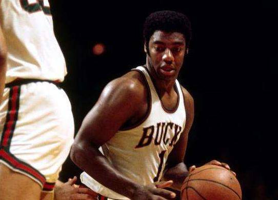 持续走高 持续走高